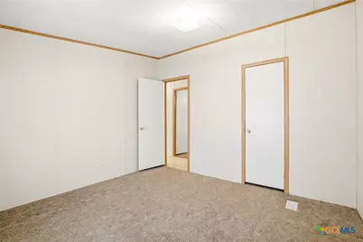 554 Cherry Ridge, Floresville, TX 78114 - Photo 24