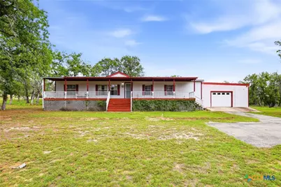 554 Cherry Ridge, Floresville, TX 78114 - Photo 2