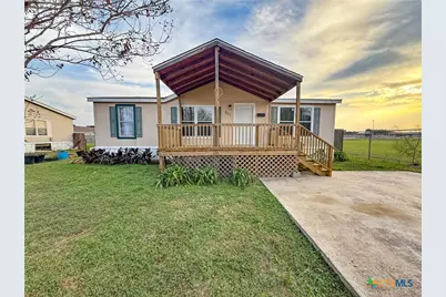 801 E Mesquite Lane, Victoria, TX 77901 - Photo 1