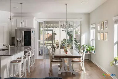 348 Lacey Oak Loop, San Marcos, TX 78666 - Photo 6