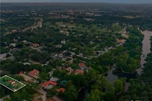 299 W Edgewater Terrace, New Braunfels, TX 78130 - Photo 2