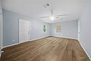 409 N 14th St, Gatesville, TX 76528 - Photo 18