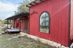 754 Park Rd, Lampasas, TX 76550 - Photo 6