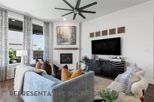 332 Puppy Dog Pass, San Marcos, TX 78666 - Photo 4