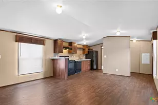 1911 Wald Rd, New Braunfels, TX 78132 - Photo 12