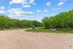 1911 Wald Rd, New Braunfels, TX 78132 - Photo 18