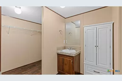 1911 Wald Road, New Braunfels, TX 78132 - Photo 16
