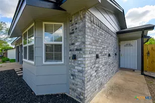 209 W Hogan Dr, Copperas Cove, TX 76522 - Photo 4