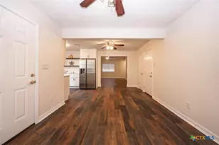209 W Hogan Dr, Copperas Cove, TX 76522 - Photo 10