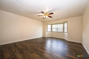 209 W Hogan Dr, Copperas Cove, TX 76522 - Photo 6