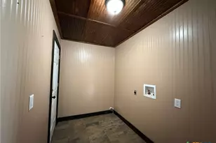 2243 Old Goliad Rd, Victoria, TX 77905 - Photo 36