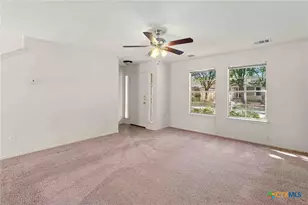 280 Strawn, Kyle, TX 78640 - Photo 6