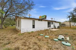 3651 E I-10, Seguin, TX 78155 - Photo 24