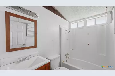 3651 E I-10, Seguin, TX 78155 - Photo 10