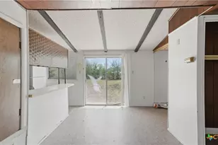 3651 E I-10, Seguin, TX 78155 - Photo 16