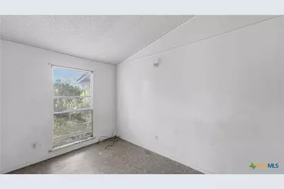 3651 E I-10, Seguin, TX 78155 - Photo 12