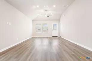 4262 Winston Wy, New Braunfels, TX 78130 - Photo 10