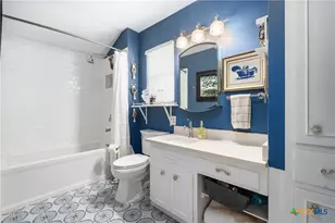 211 W Mimosa Cir, San Marcos, TX 78666 - Photo 22