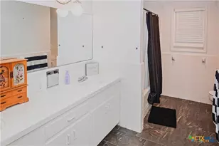 111 Dover Dell, Victoria, TX 77904 - Photo 24