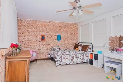 111 Dover Dell, Victoria, TX 77904 - Photo 14