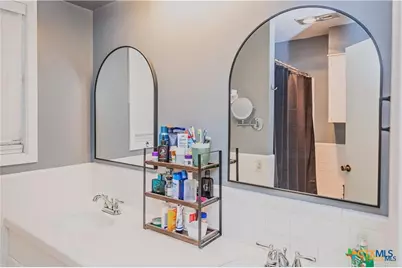 111 Dover Dell, Victoria, TX 77904 - Photo 20