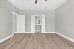 827 Liberty Park Dr, Belton, TX 76513 - Photo 6