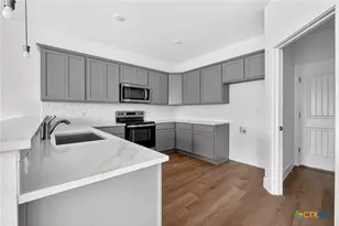 805 Liberty Park Dr, Belton, TX 76513 - Photo 2