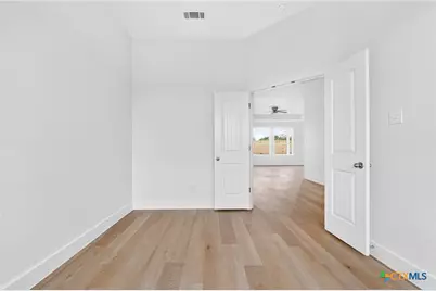 805 Liberty Park Drive, Belton, TX 76513 - Photo 6