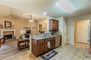 5805 Butterfly Ct, Temple, TX 76502 - Photo 6
