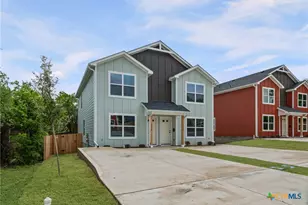 709 S 28th St, Temple, TX 76504 - Photo 2