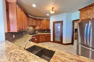 2264 Granada Hills, New Braunfels, TX 78132 - Photo 4