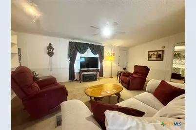 306 Turner Street, Yoakum, TX 77995 - Photo 8