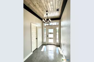 3 Saul Dr, Lampasas, TX 76550 - Photo 2