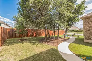 7901 Sunrise Ravine Pass, Lago Vista, TX 78645 - Photo 28