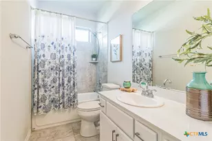 7901 Sunrise Ravine Pass, Lago Vista, TX 78645 - Photo 22