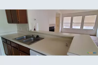 2418 Skyline Drive, Temple, TX 76504 - Photo 6