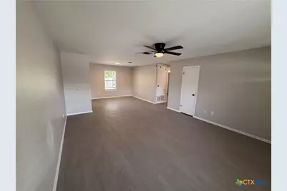 795 Albert Street, New Braunfels, TX 78130 - Photo 4