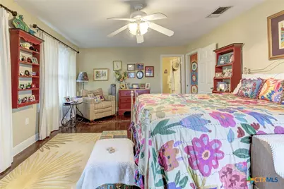 210 Royal George Circle, Mcqueeney, TX 78123 - Photo 20