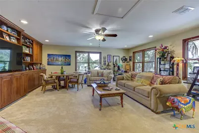 210 Royal George Circle, Mcqueeney, TX 78123 - Photo 34