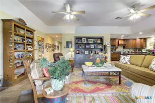 210 Royal George Cir, Mcqueeney, TX 78123 - Photo 16