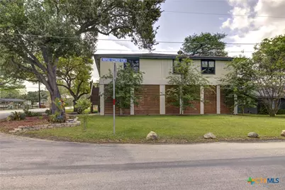 210 Royal George Circle, Mcqueeney, TX 78123 - Photo 6
