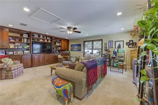 210 Royal George Cir, Mcqueeney, TX 78123 - Photo 34