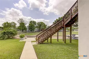 210 Royal George Cir, Mcqueeney, TX 78123 - Photo 40
