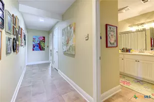 210 Royal George Cir, Mcqueeney, TX 78123 - Photo 24