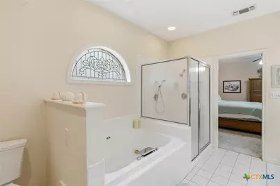 107 Lance Lane, Victoria, TX 77904 - Photo 22