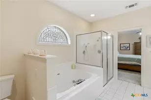107 Lance Ln, Victoria, TX 77904 - Photo 22