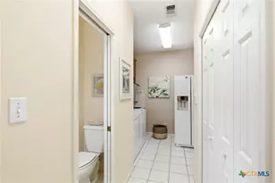 107 Lance Ln, Victoria, TX 77904 - Photo 14