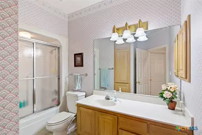 107 Lance Lane, Victoria, TX 77904 - Photo 28