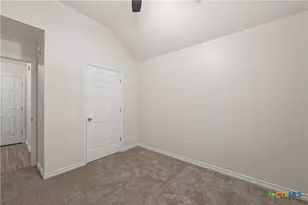 426 Armstrong Dr, Belton, TX 76513 - Photo 14