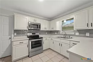 426 Armstrong Dr, Belton, TX 76513 - Photo 6